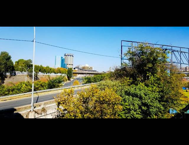 1 BEDROOM APARTMENT FOR SALE IN RICHMOND